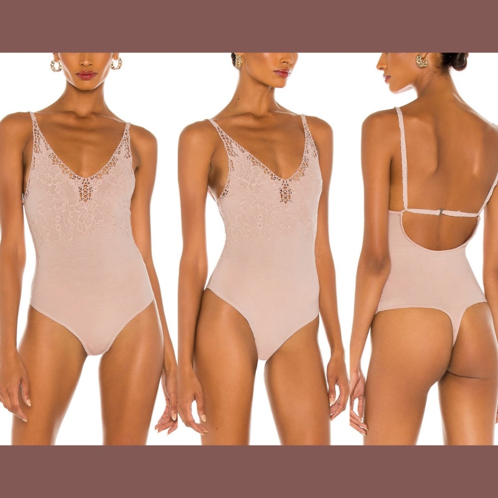 NWD $68 Free People intimately [‎ Small ] Lea Lace Bodysuit in Pearl Pink #4151